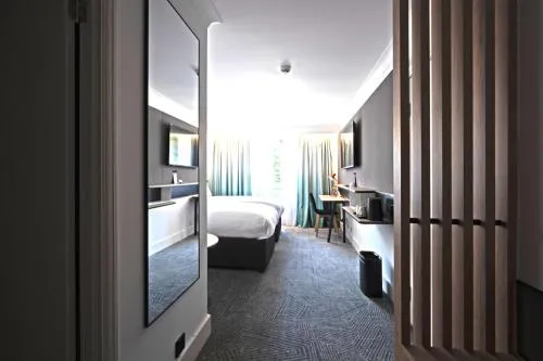 Holiday Inn Cardiff North M4 Jct 32 by IHG photo 3