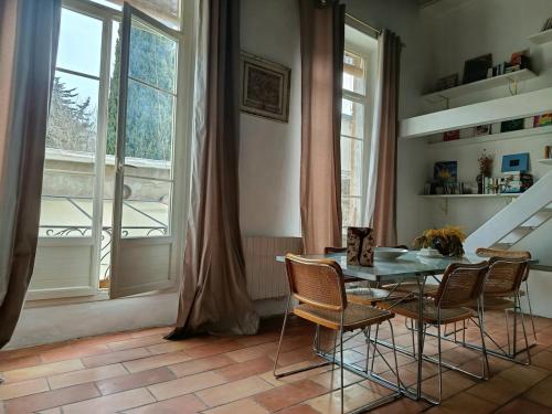 Appartement intra-muros proche du palais des papes