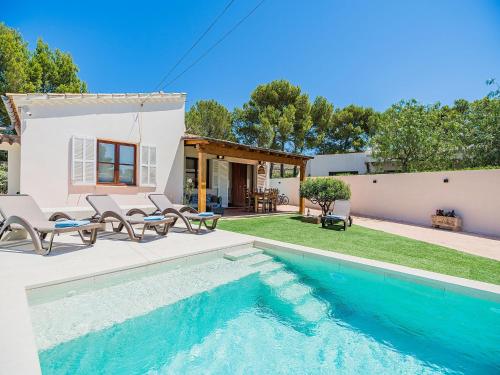 3-Bed Villa with Pool, Puerto Pollença