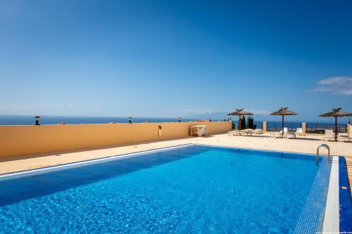 Amazing house in Roque del Conde C-10