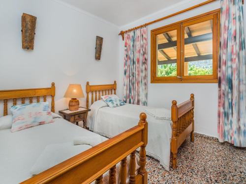 Mountain View Villa for 5 in Pollensa