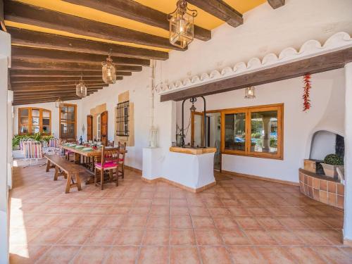 Charming Chalet for 8 in Pollensa