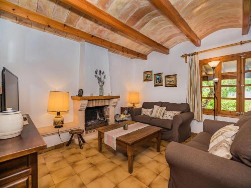 Rustic Country Villa with Private Pool