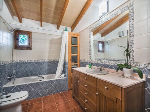 Mountain Escape with Private Pool