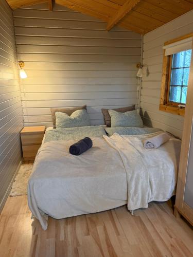 a bedroom with two beds in a room at Egilsstadir 1, Skógarkot, Urridafossvegur, Selfoss in Selfoss