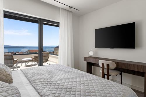 NEW! Villa Star with sea views, 2km from the beach