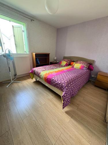 80m2-Maison des quais - parking - jardinet