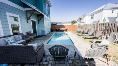 FREE Heated Pool! Sleeps 14 with Game Room! Close to Pier Park, Beaches & 30A! photo 10