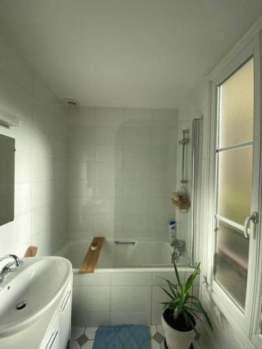 Central Paris - Charming one bedroom apartment