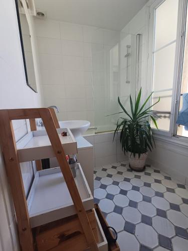 Central Paris - Charming one bedroom apartment