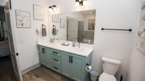 FREE Heated Pool! Sleeps 14 with Game Room! Close to Pier Park, Beaches & 30A! photo 34
