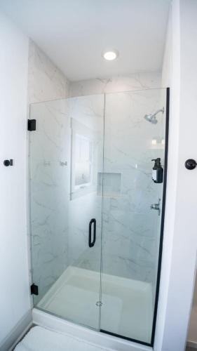 FREE Heated Pool! Sleeps 14 with Game Room! Close to Pier Park, Beaches & 30A! photo 39