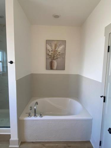 FREE Heated Pool! Sleeps 14 with Game Room! Close to Pier Park, Beaches & 30A! photo 40