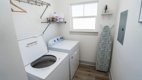 FREE Heated Pool! Sleeps 14 with Game Room! Close to Pier Park, Beaches & 30A! photo 55