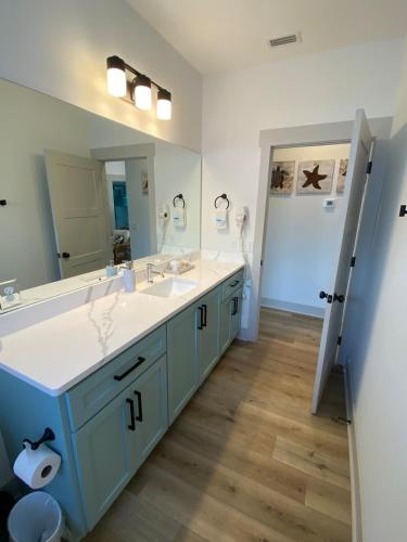 FREE Heated Pool! Sleeps 14 with Game Room! Close to Pier Park, Beaches & 30A! photo 62