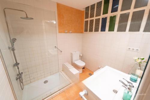 2 Bedroom Apartment by Guadalquivir River