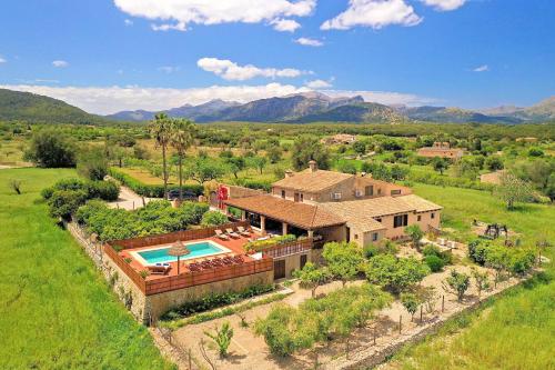 Finca Casou Pollensa Spacious Countryside Retreat With Pool For Multi-Family Stays