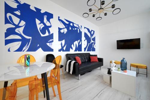 Modern Large Studio Apartment for 3