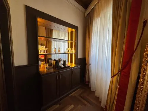 Palazzo Gambirasi Luxury Suite Roma photo 35