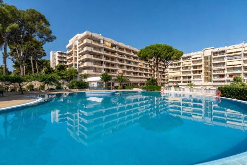 Blue Horizon - Terrace - Pool - 5 minutes from the beaches