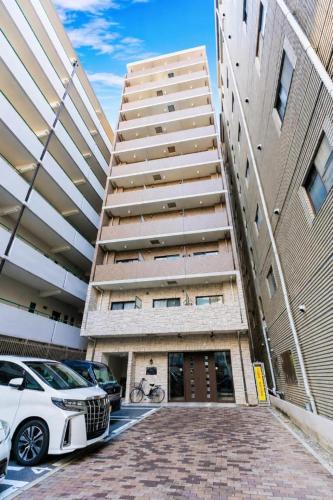 Osaka Urban Residence Shimanouchi