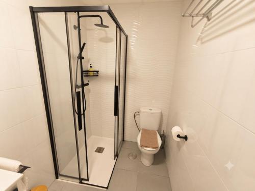 B-A Apartment 10min walk to the beach