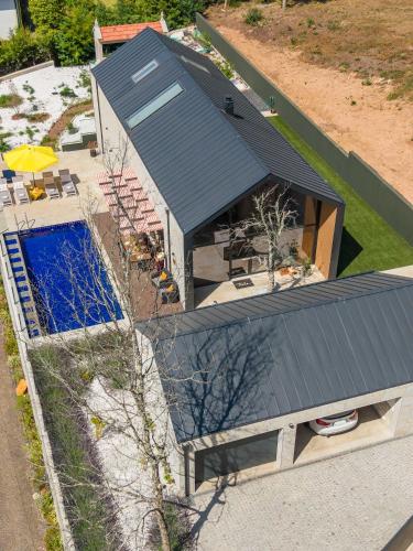 Agra Country House with Pool by Portugal Active