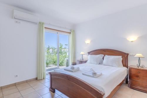 #416 Spacious Villa Private Pool, BBQ & Parking