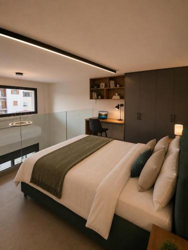 Loft 8 - Luxury Loft Apartment with Urban View
