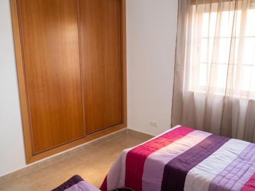 Charming Apartment in Albufeira with Shared Pool
