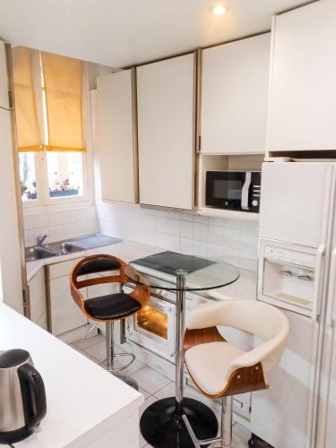 Appartement cosy à Paris (Trocadéro) - 60 m² - Parking