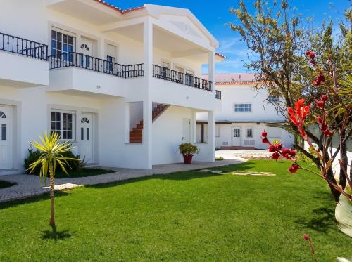 Charming apartment with shared pool in Albufeira - 60 m²