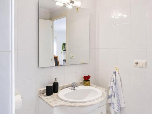 Townhouse with shared pool