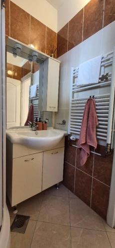 2Olives Entire Holiday House