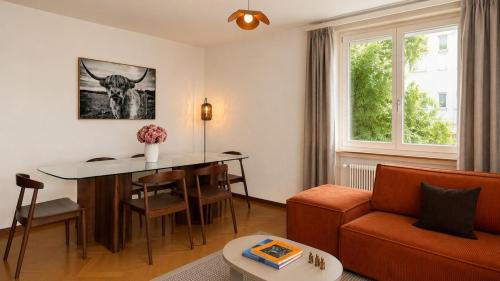 Acacia Suite Bright 3-Room Apartment