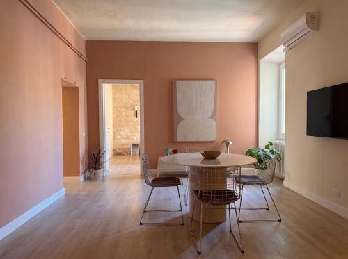 Helios Retreat - Homkeey Apartments