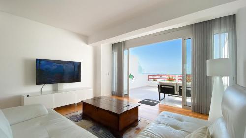 Penthouse Triplex com Jacuzzi T3 HsR Vilamarina