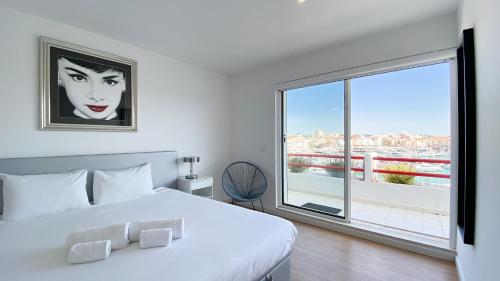 Penthouse Triplex com Jacuzzi T3 HsR Vilamarina