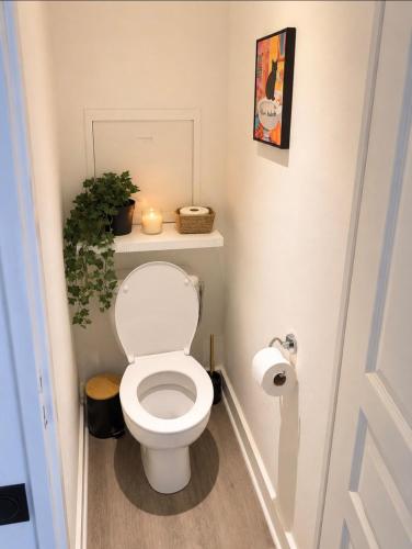 Cannes Beach Residence -Terrace- 2min to Beach - AC - WIFI - Pool