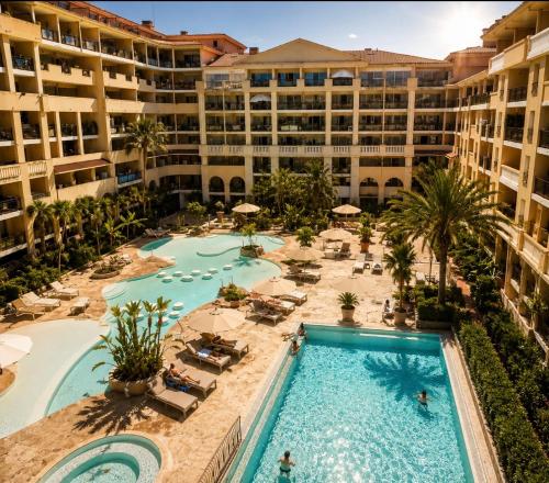 Cannes Beach Residence -Terrace- 2min to Beach - AC - WIFI - Pool