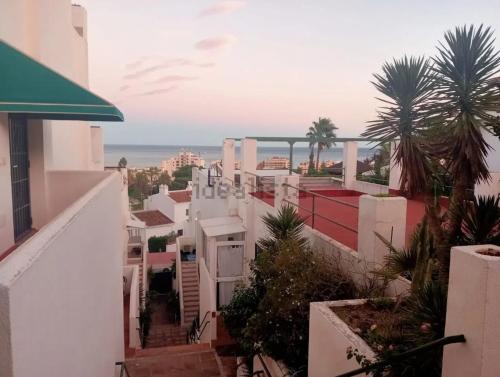 2BR Apartment & Pool & Terrace & Walk to Beach