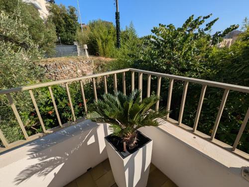 CHESTER Riviera Escape - Appartement calme, terrasse & clim proche Croisette et centre