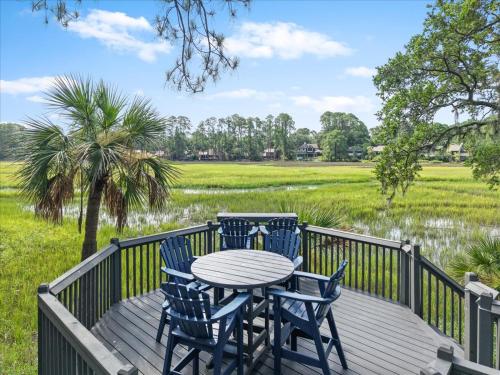 Marshview Sea Pines Treehouse Walk to HarbourTown photo 4