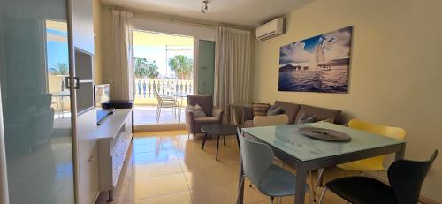 Denia Getaway - Beach Apartment