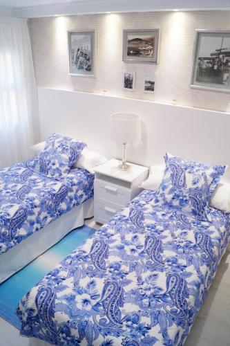 Cozy 1 BR With Sunny Terrace, Beach & Center, Couples