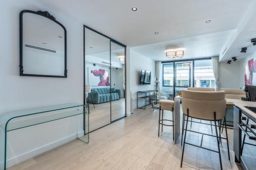 Renovated 1BR Steps from Croisette & Beach