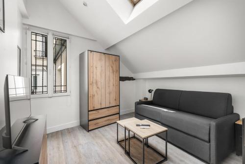 Studio moderne - Eiffel Tower