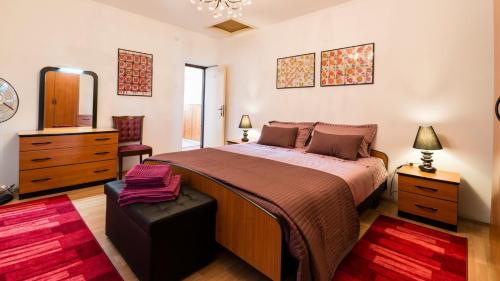 Family friendly house with a swimming pool Umag - 27190