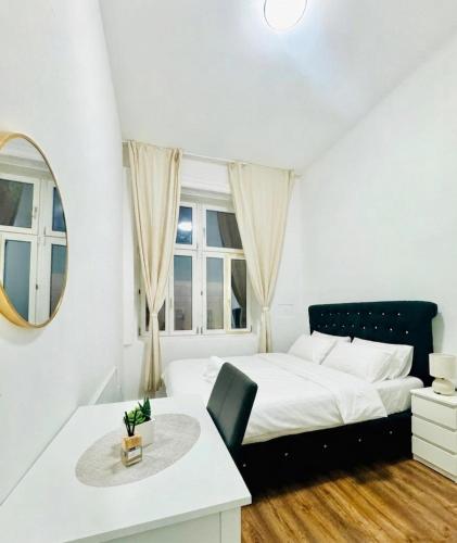 Spacious 5BR Living Near Atzgersdorf Station