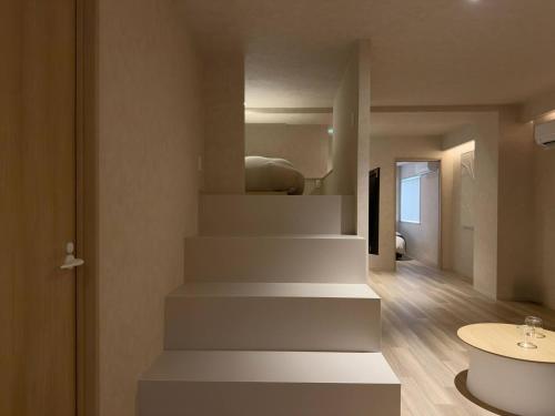 Marumasa by b hotel - Renovated Double Bunk Bed & 2-Bath near Peace Park